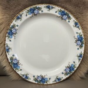 Royal Albert “Moonlight Rose” Large Round Serving Plate – 13” Bone China,England